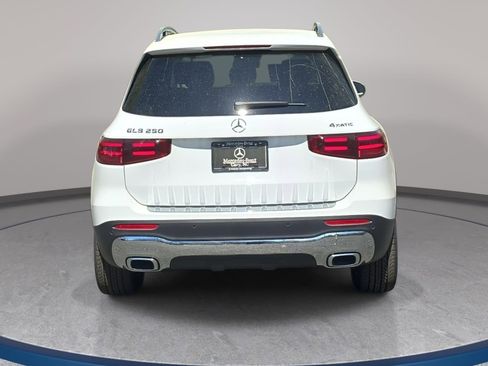 New 2026 Mercedes-Benz GLB 250 4MATIC image 6