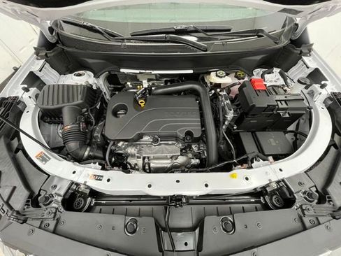 New 2026 Chevrolet Equinox LT w/ Convenience Package II AWD/4WD image 15
