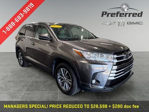 Used 2019 Toyota Highlander XLE AWD/4WD image 1
