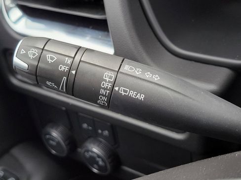 Used 2024 Chevrolet Tahoe Premier RWD image 31