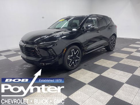 Used 2024 Chevrolet Blazer RS w/ Driver Confidence II Package image 1