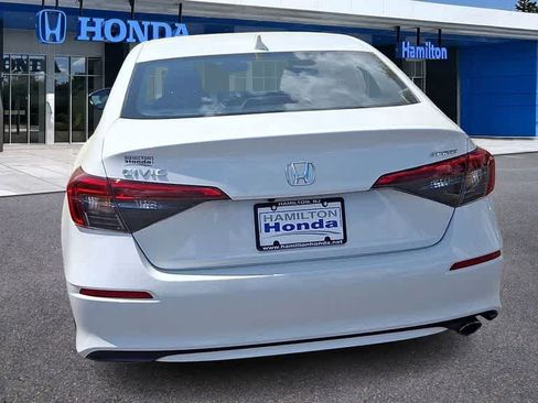 Used 2023 Honda Civic Sport image 7