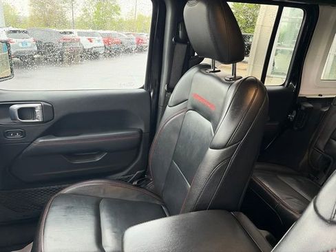 Used 2021 Jeep Wrangler Unlimited Rubicon AWD/4WD image 13