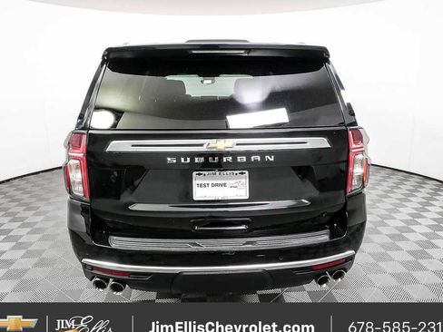 Used 2023 Chevrolet Suburban High Country w/ LPO, Illumination Package AWD/4WD image 28