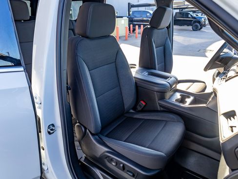 Used 2023 GMC Yukon SLE w/ Max Trailering Package image 30