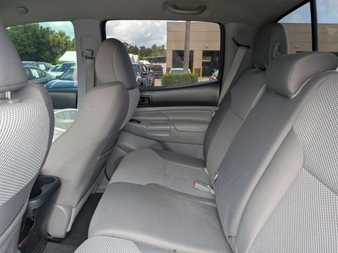 Used 2015 Toyota Tacoma 4x4 Double Cab w/ TRD Sport Package image 14