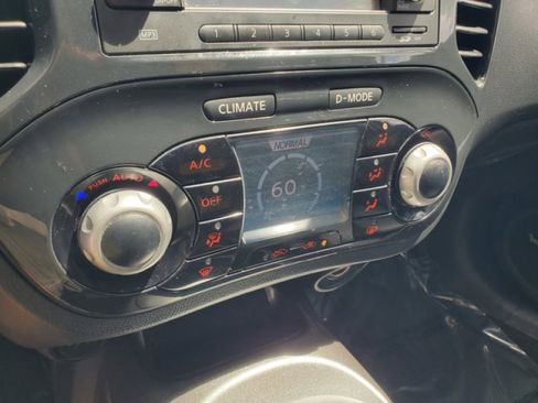 Used 2014 Nissan Juke SL AWD/4WD image 22