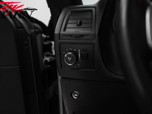 Used 2011 Dodge Challenger SRT8 image 29