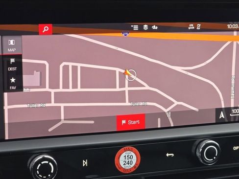 Used 2022 Porsche Macan image 4