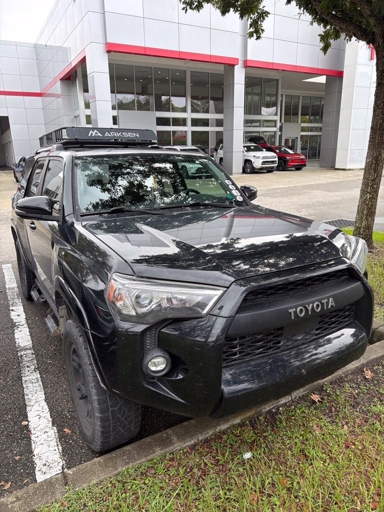 Used 2021 Toyota 4Runner SR5 Premium w/ Moonroof Package RWD image 1