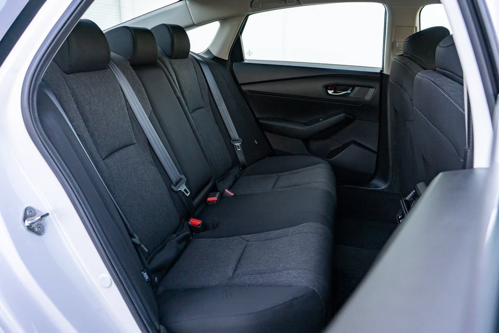 Certified 2025 Honda Accord SE image 18