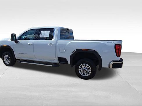 Certified 2024 GMC Sierra 2500 SLE w/ SLE Value Package; image 7