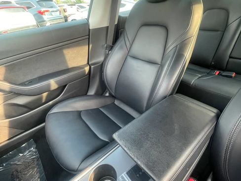 Used 2021 Tesla Model 3 Standard Range Plus RWD image 45