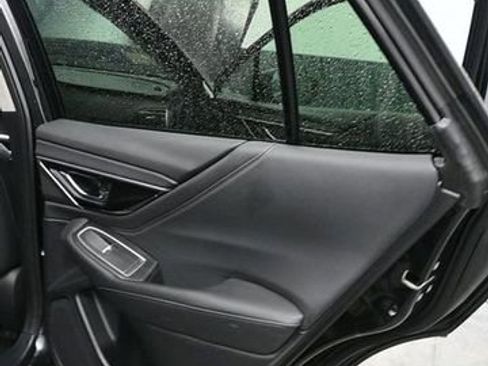 Used 2022 Subaru Outback Limited image 25