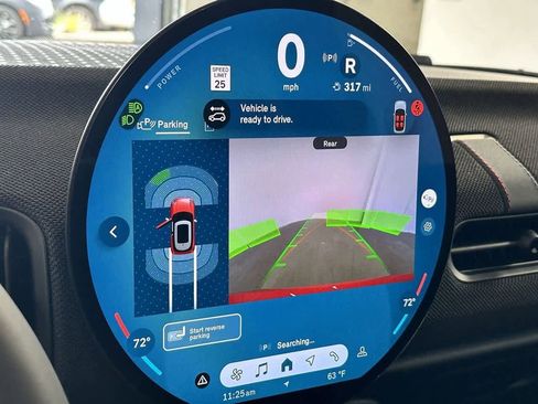 Certified 2025 MINI Cooper 2-Door Hardtop image 19