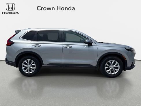 Used 2025 Honda CR-V LX image 4