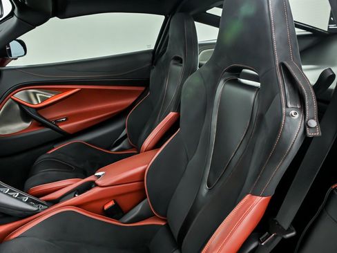 Used 2019 McLaren 720S Performance image 29