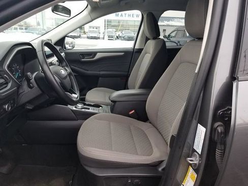 Certified 2022 Ford Escape SE w/ Convenience Package image 12