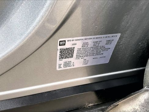 Used 2025 Chevrolet Equinox LT FWD image 31
