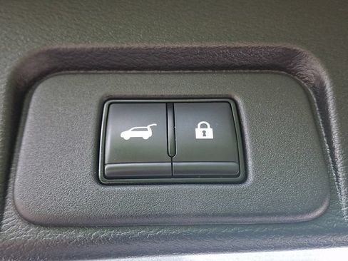 Used 2023 Nissan Rogue Platinum w/ Platinum Premium Package AWD/4WD image 31