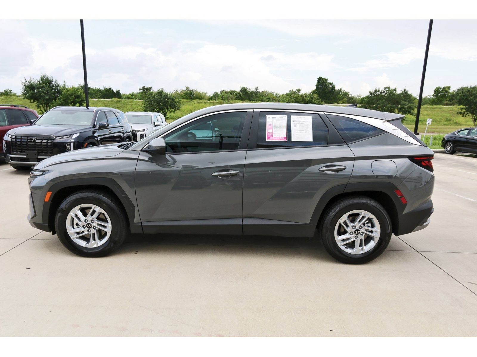 Certified 2026 Hyundai Tucson SE FWD image 5