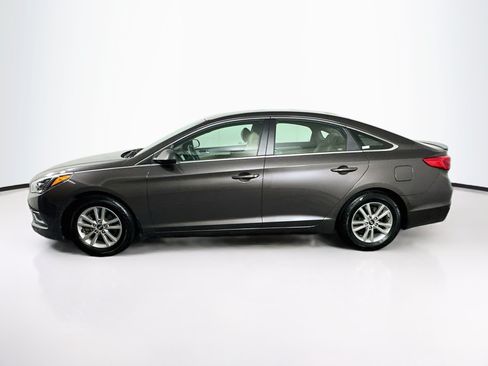 Used 2017 Hyundai Sonata SE FWD image 4