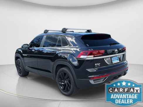 Used 2023 Volkswagen Atlas Cross Sport SE w/ Panoramic Sunroof Package FWD image 8