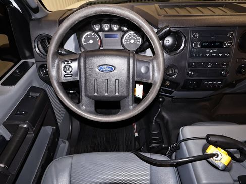 Used 2014 Ford F350 XL w/ Power Equipment Group image 20