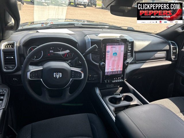 Used 2025 RAM 2500 Big Horn AWD/4WD image 15