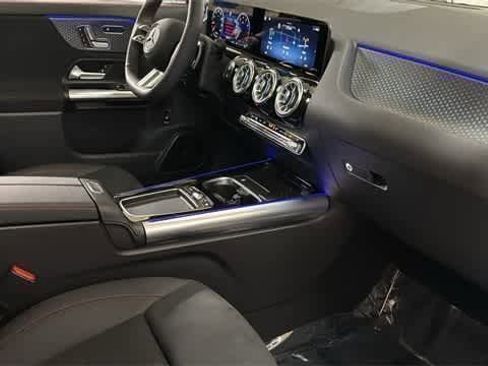 Certified 2025 Mercedes-Benz GLA 250 4MATIC image 35