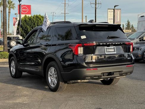 Certified 2025 Ford Explorer Active image 6