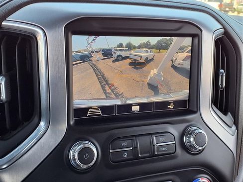Used 2020 GMC Sierra 1500 SLT AWD/4WD image 9