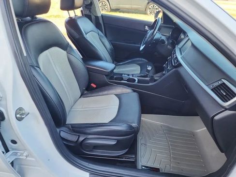 Used 2019 Kia Optima EX image 15