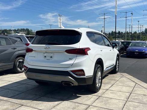 Used 2019 Hyundai Santa Fe SEL FWD image 9