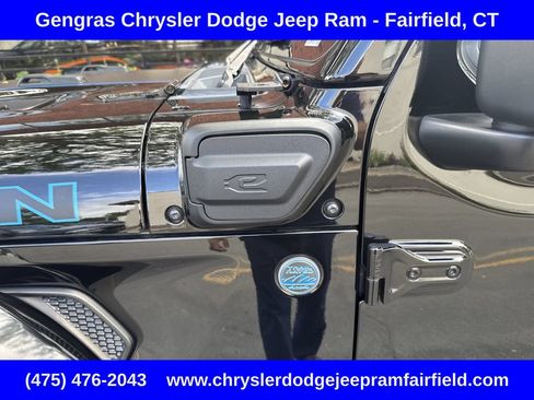 Used 2022 Jeep Wrangler Unlimited Rubicon 4xe w/ Steel Bumper Group AWD/4WD image 23