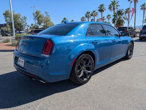 Used 2020 Chrysler 300 Touring w/ Sport Appearance Package RWD image 6
