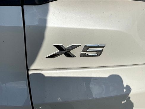 Used 2025 BMW X5 sDrive40i image 9