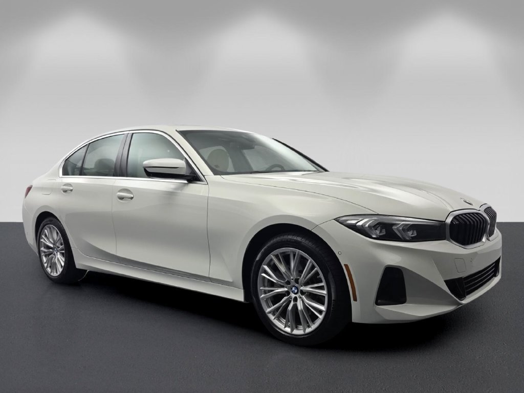 Certified 2024 BMW 330i Sedan w/ Convenience Package RWD image 1