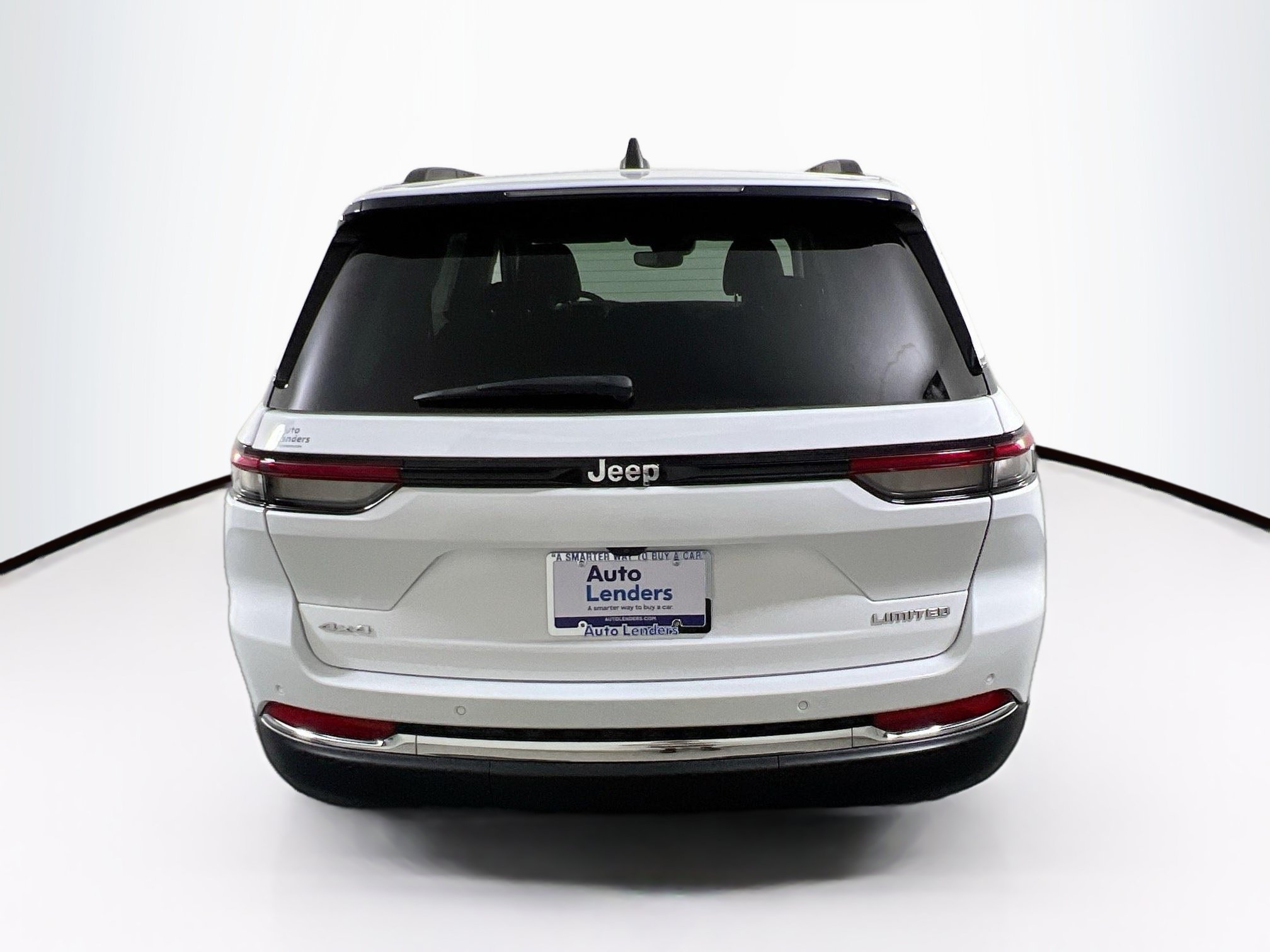 Used 2023 Jeep Grand Cherokee Limited AWD/4WD image 6