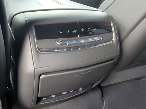 Certified 2021 Cadillac Escalade Sport Platinum image 21