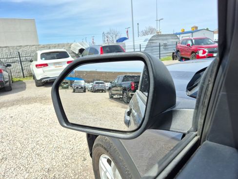 Used 2022 Ford Explorer XLT RWD image 12
