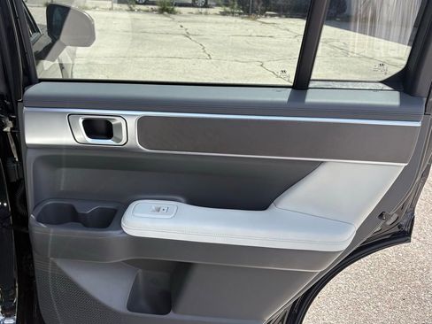 Used 2025 Hyundai Santa Fe SEL image 16