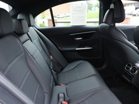 Used 2025 Mercedes-Benz C 300 4MATIC Sedan image 14