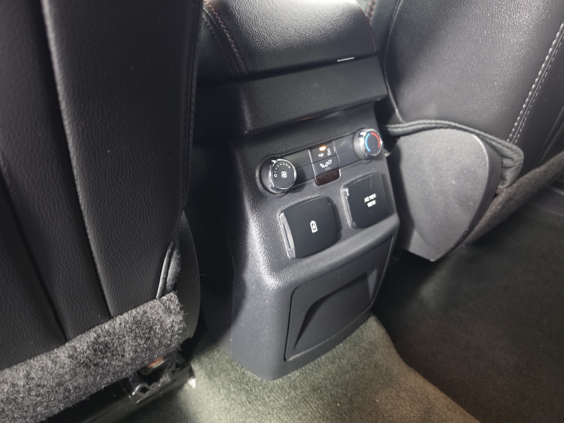 Used 2016 Ford Explorer Sport w/ Equipment Group 401A AWD/4WD image 29