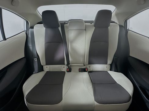 Used 2024 Toyota Corolla LE FWD image 29