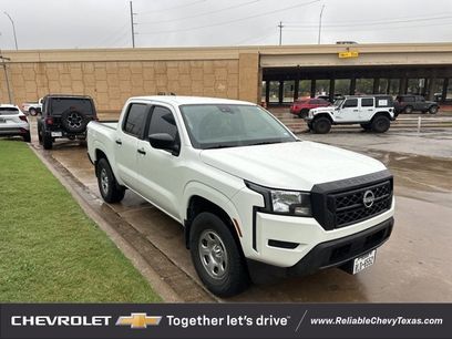 Used 2022 Nissan Frontier S w/ Technology Package