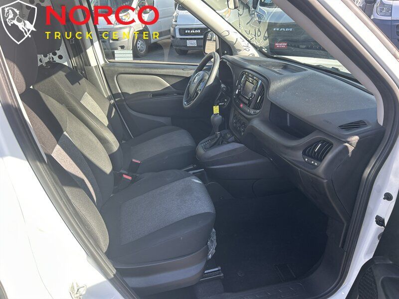 Used 2022 RAM ProMaster City Tradesman FWD image 12