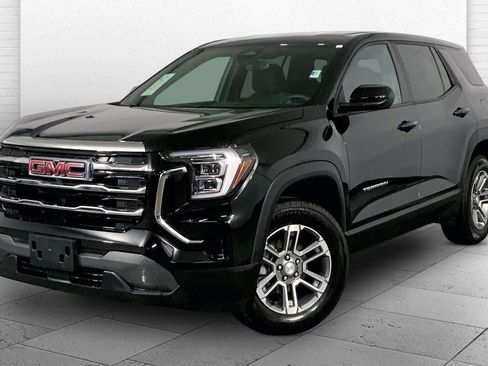 Used 2025 GMC Terrain Elevation AWD/4WD image 12