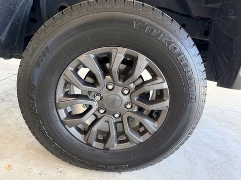 Used 2019 Ford Ranger XLT w/ Equipment Group 302A Luxury AWD/4WD image 11