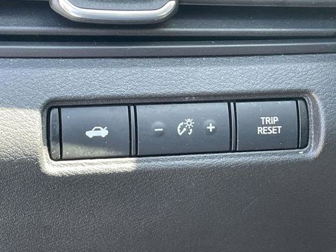 Used 2023 Nissan Altima 2.5 SV image 19